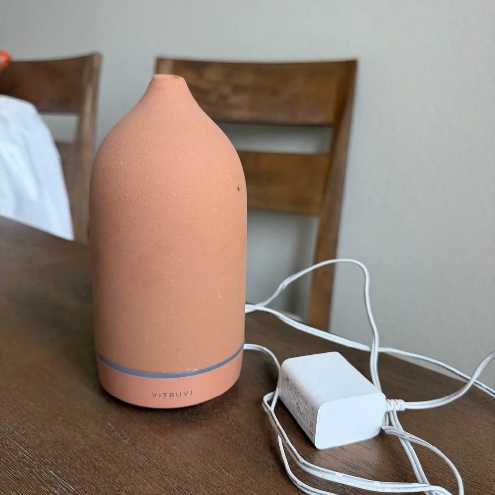 Vitruvi Terracotta Aromatherapy Diffuser